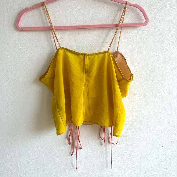 Drawstring Ruched Top - Picture 3 of 3